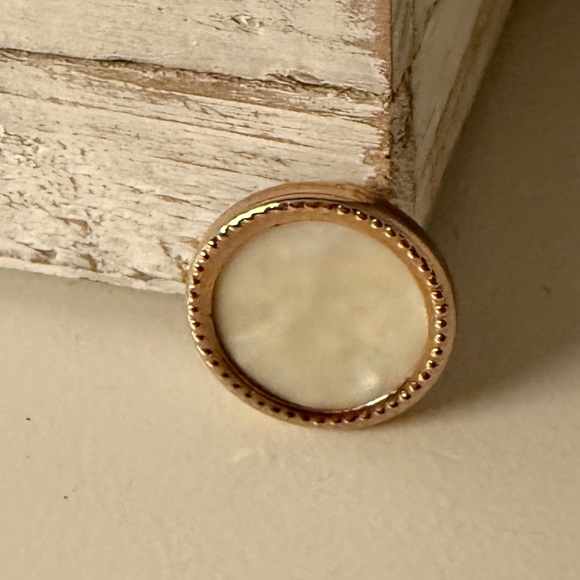 General Mfg. USA Vintage Gold Tone and Pearlized Celluloid Magnetic Pin Brooch - Picture 1 of 7